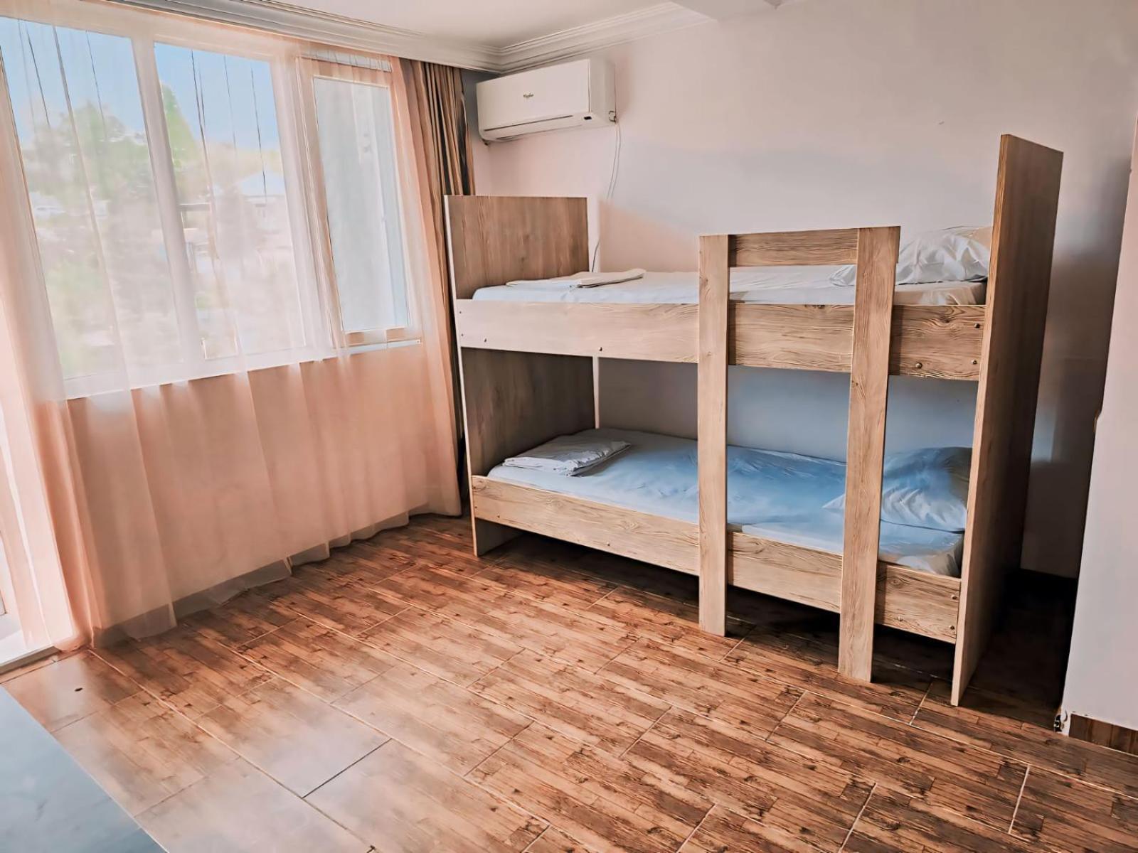 Hotel Nine Brothers Makhinjauri Eksteriør billede